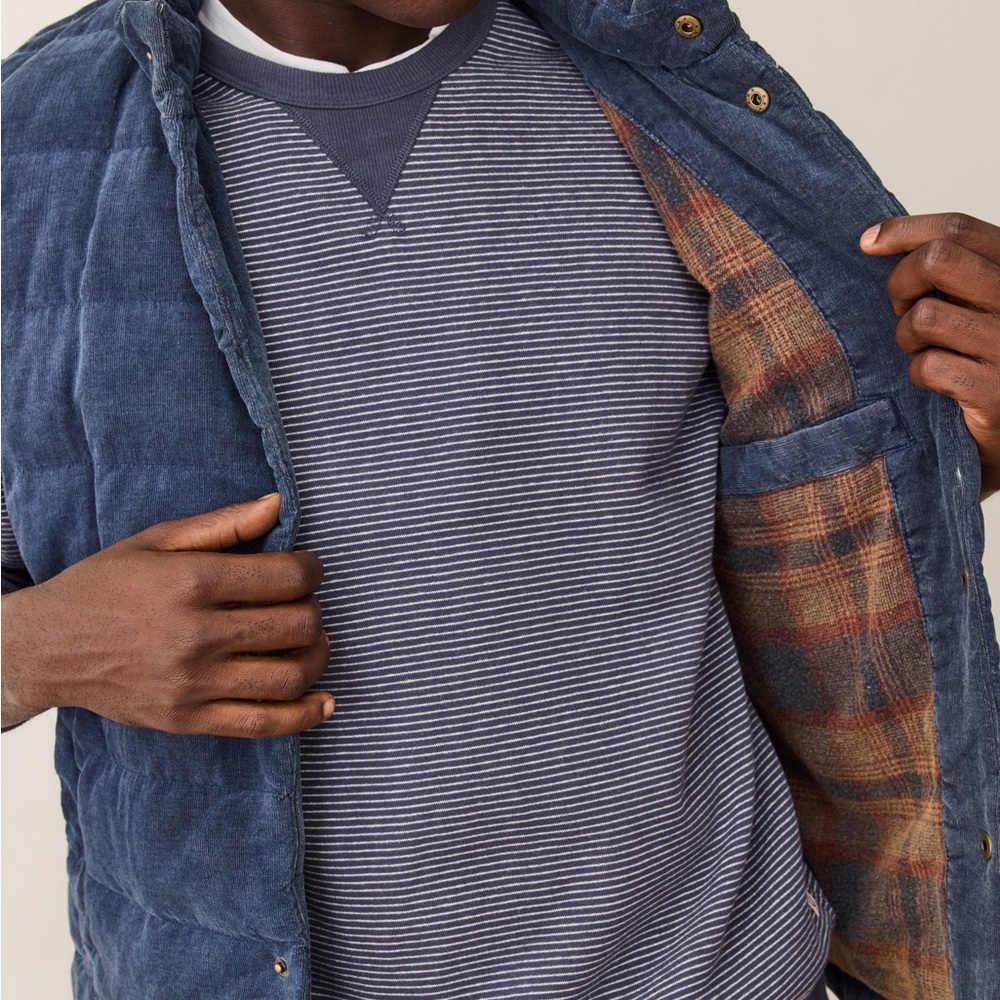 Palisades Cord Puffer Vest - Navy